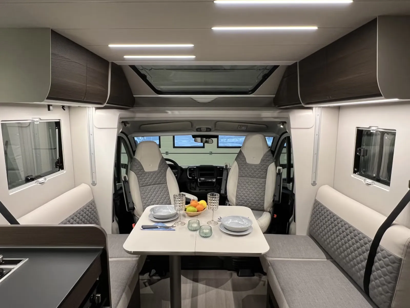 Adria MATRIX SUPREME 670 DL