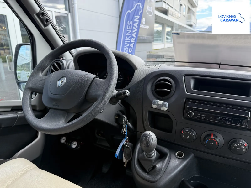 Adria MATRIX SUPREME M 677