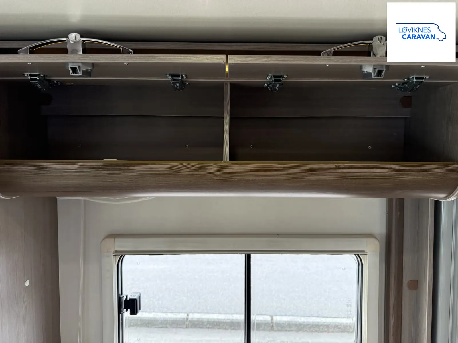 Adria MATRIX SUPREME M 677