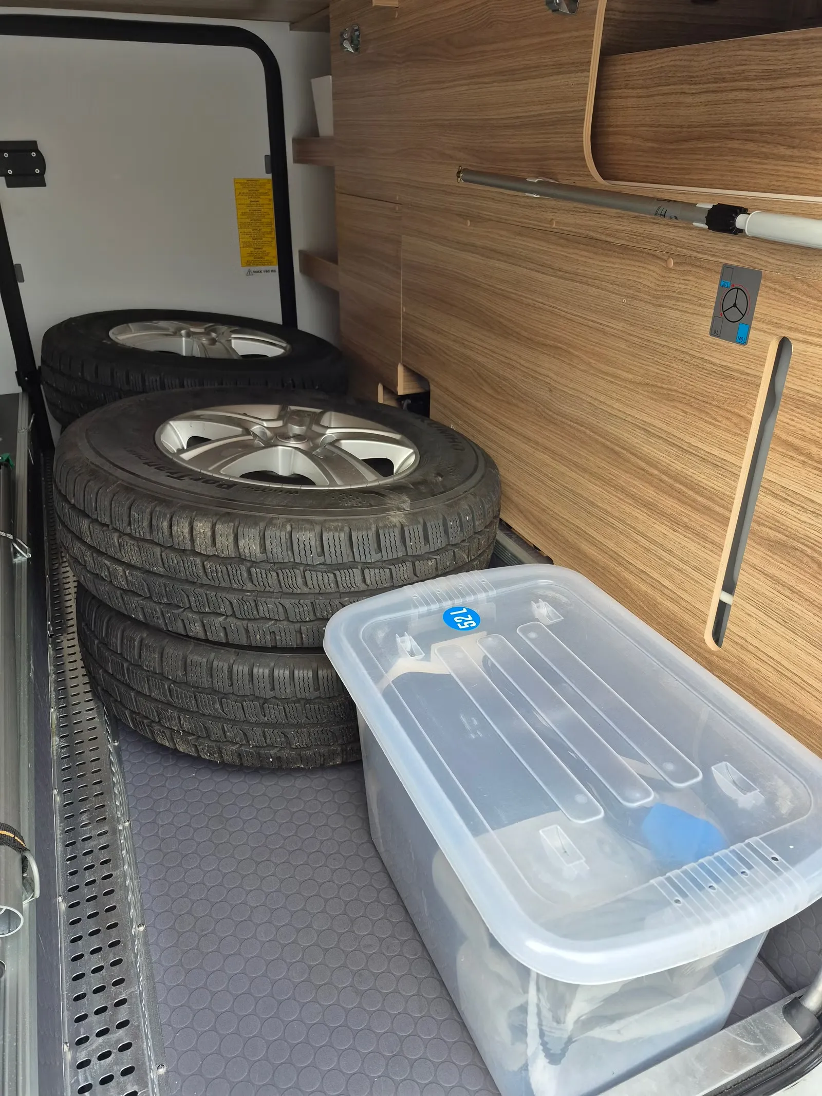 Adria Sonic i 700 SL