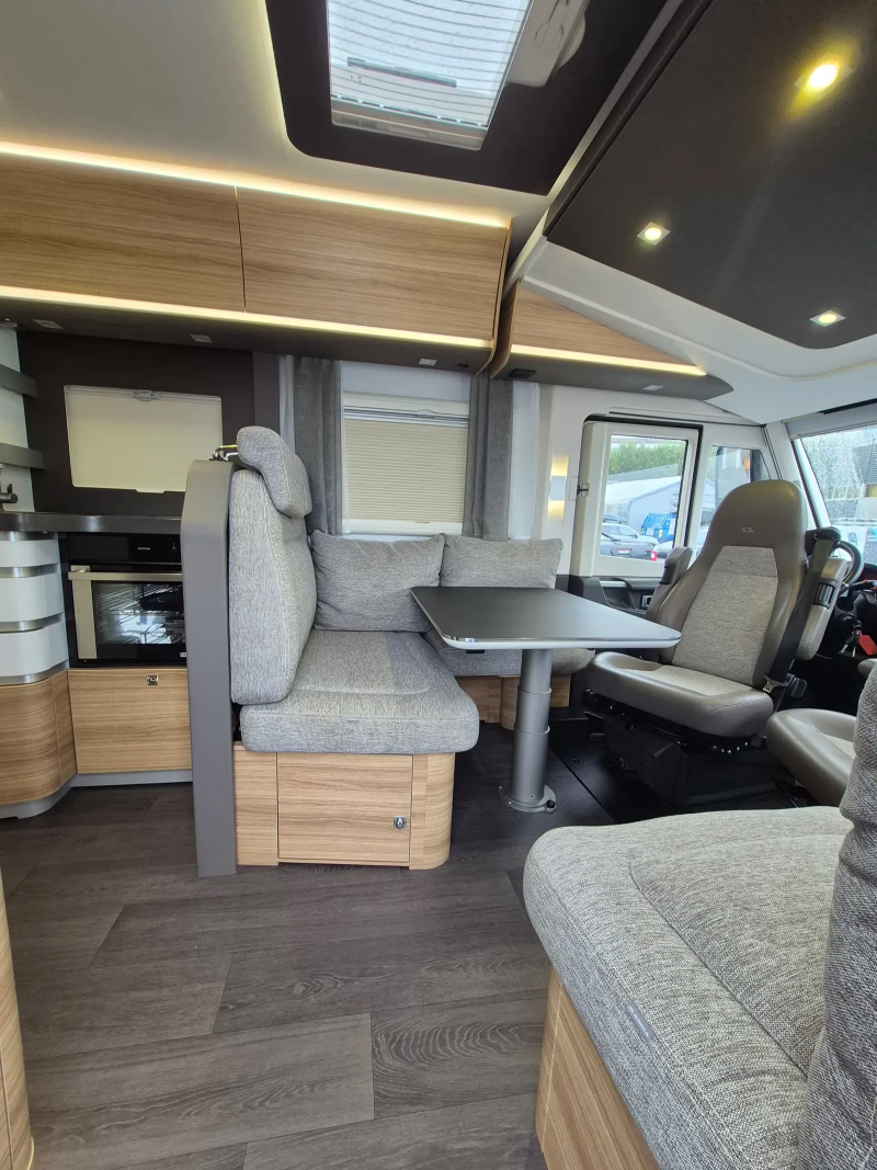 Adria Sonic i 700 SL