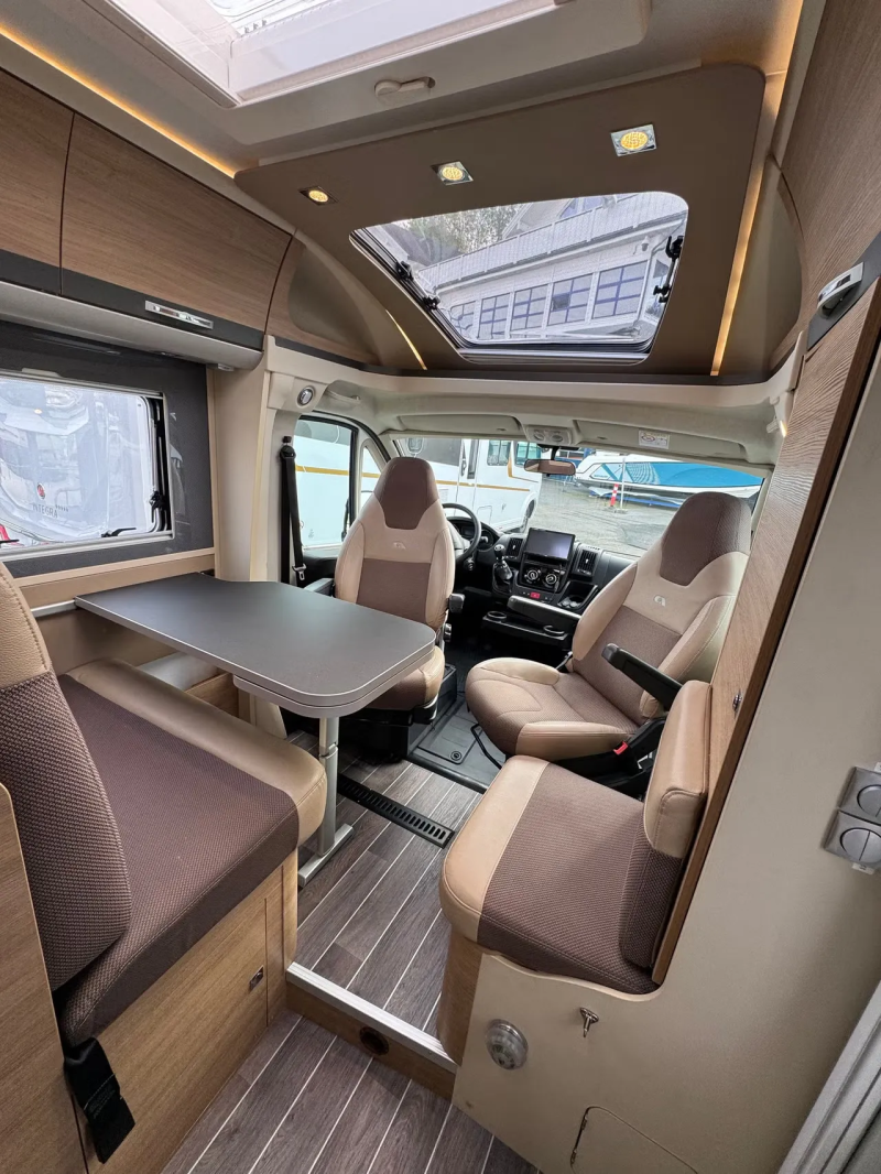 Adria Compact SLS