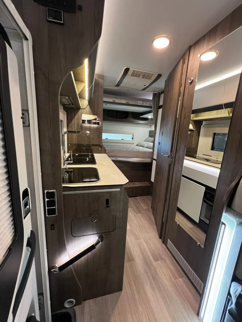 Benimar Amphitryon 940