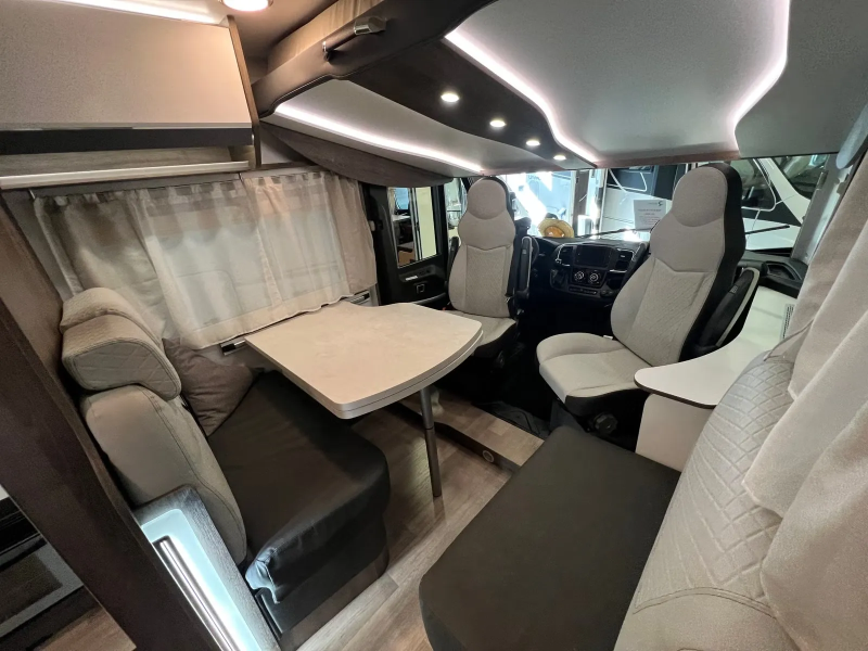 Benimar Amphitryon 940