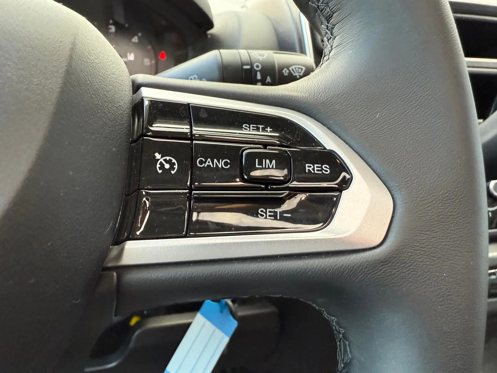 Adria Coral Axess 670 SL