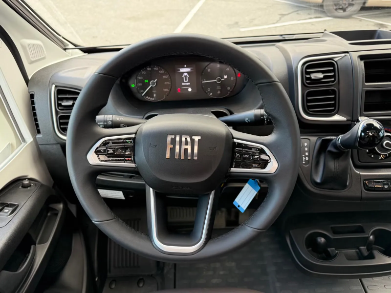 Adria Coral Axess 670 SL