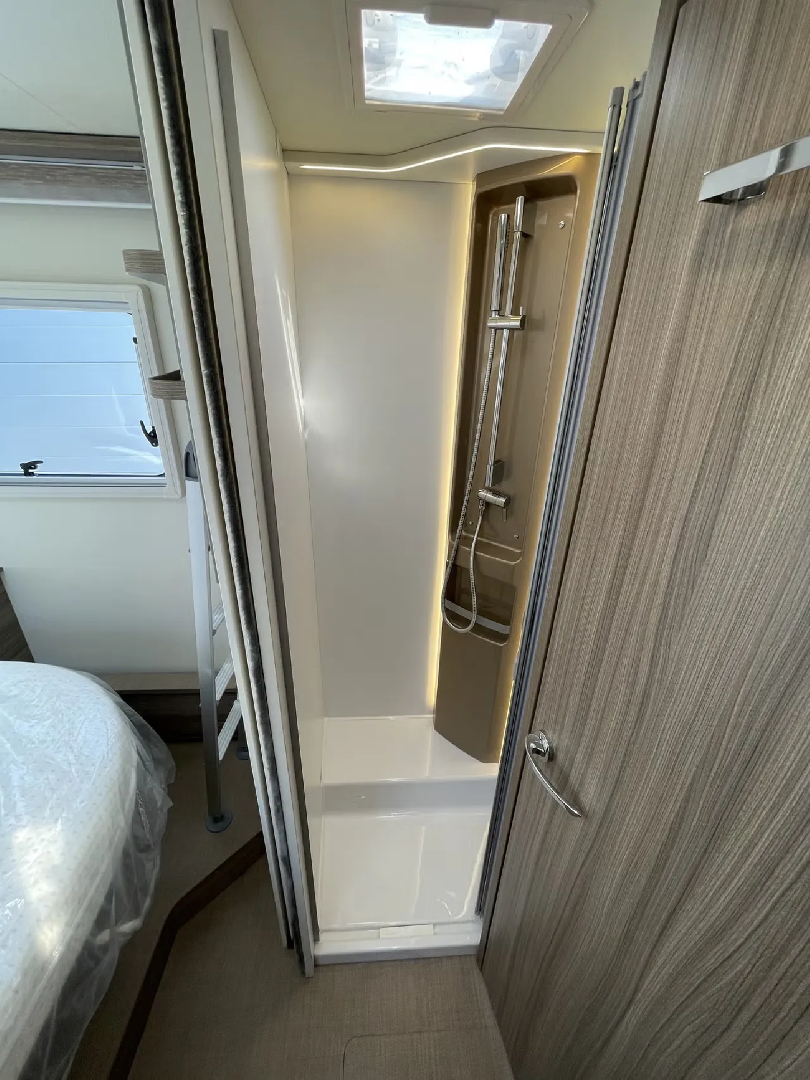 Bürstner Lyseo I 736