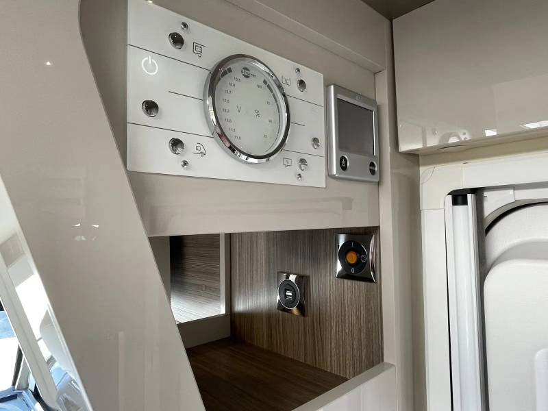 Bürstner Lyseo I 736