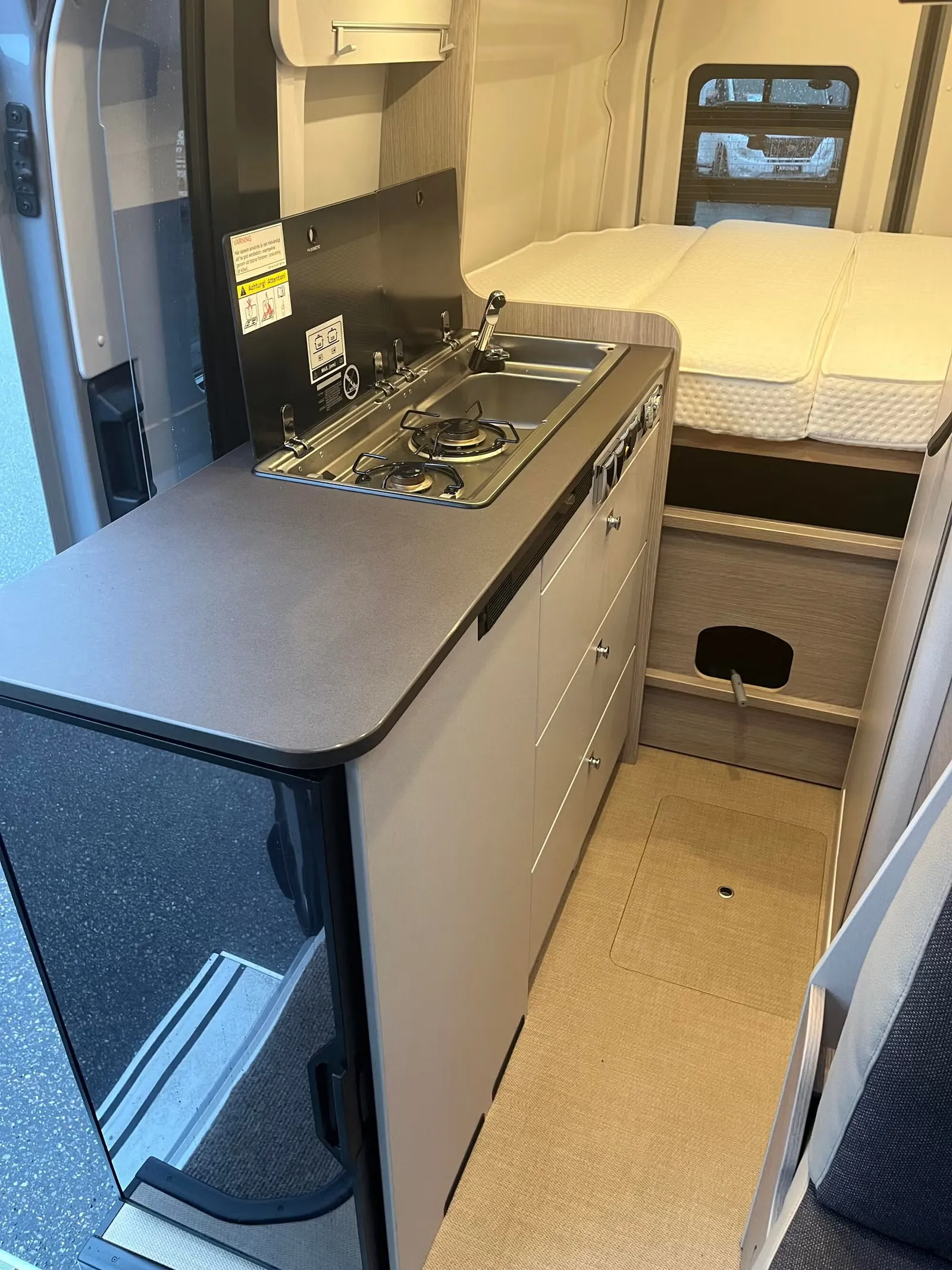 Bürstner Lineo C 590