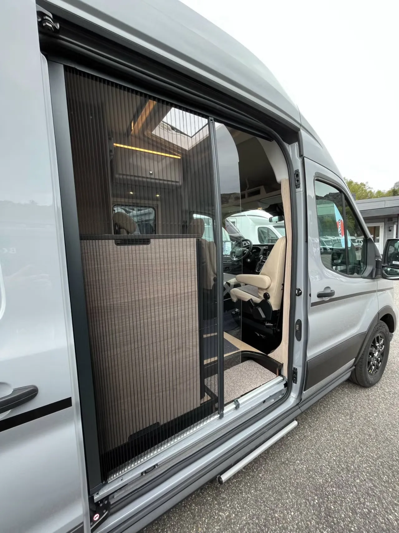 Bürstner Lineo C 590