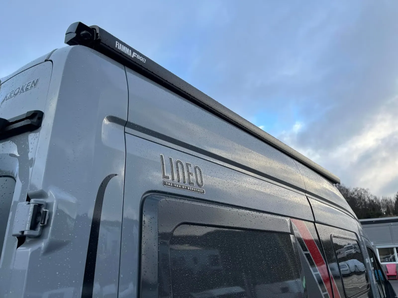 Bürstner Lineo C 590