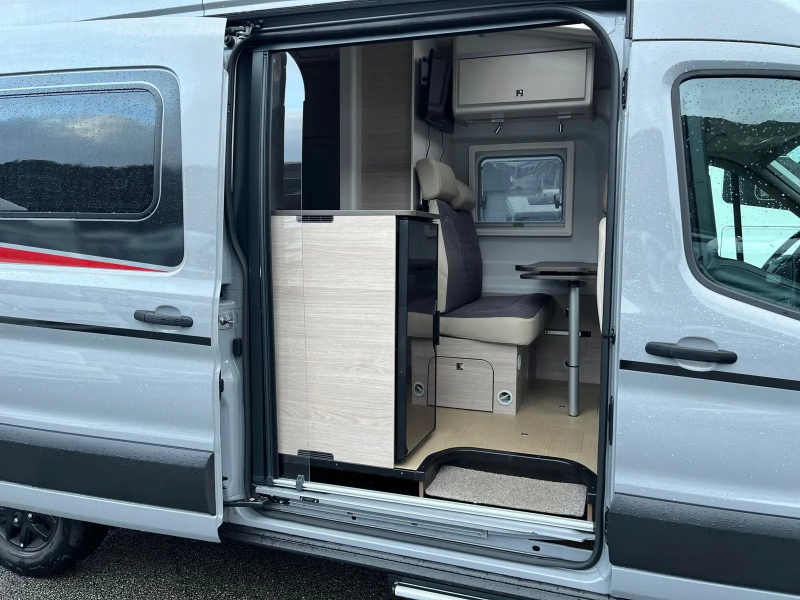 Bürstner Lineo C 590