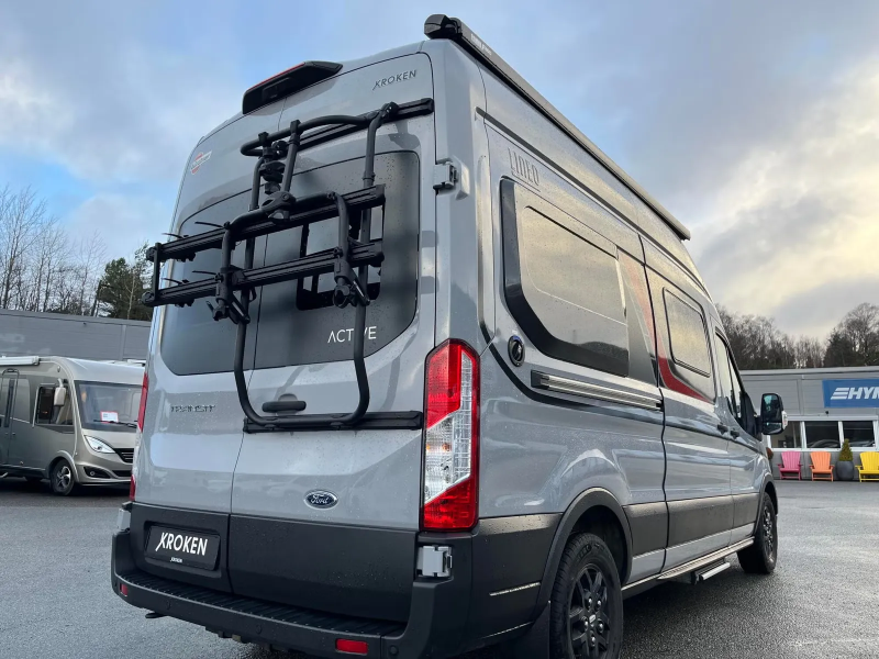 Bürstner Lineo C 590