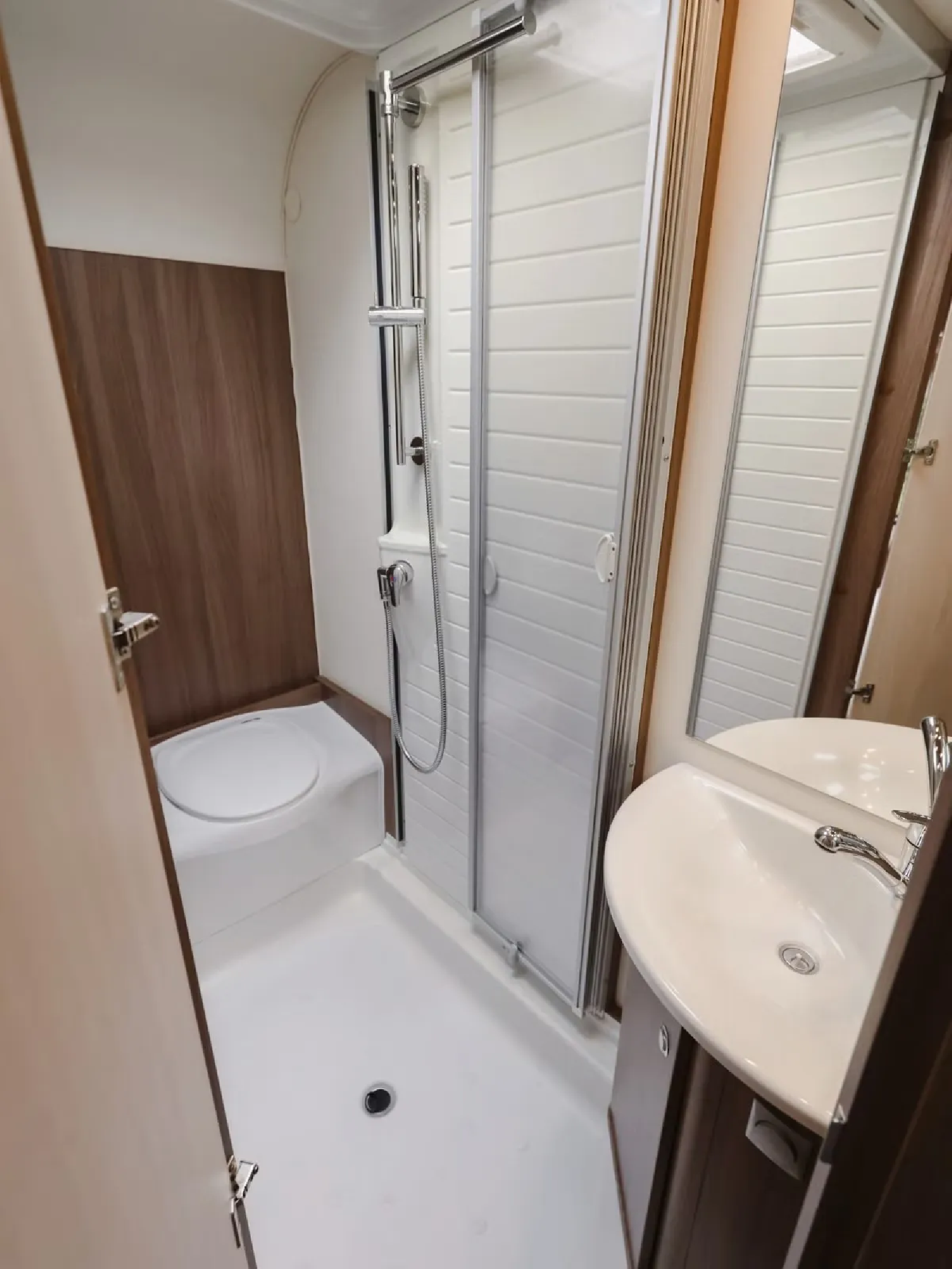 Bürstner Ixeo IT664