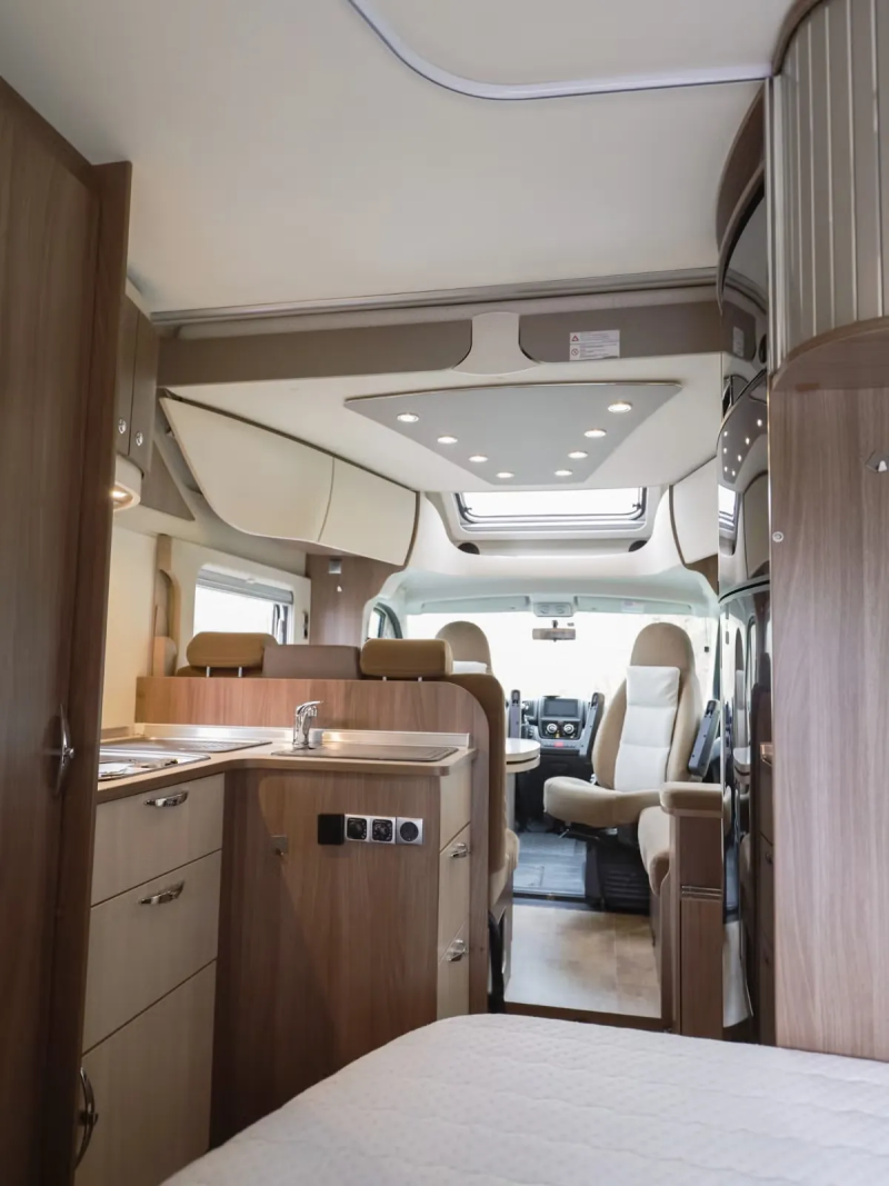 Bürstner Ixeo IT664