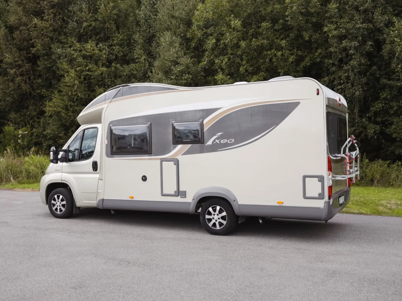 Bürstner Ixeo IT664