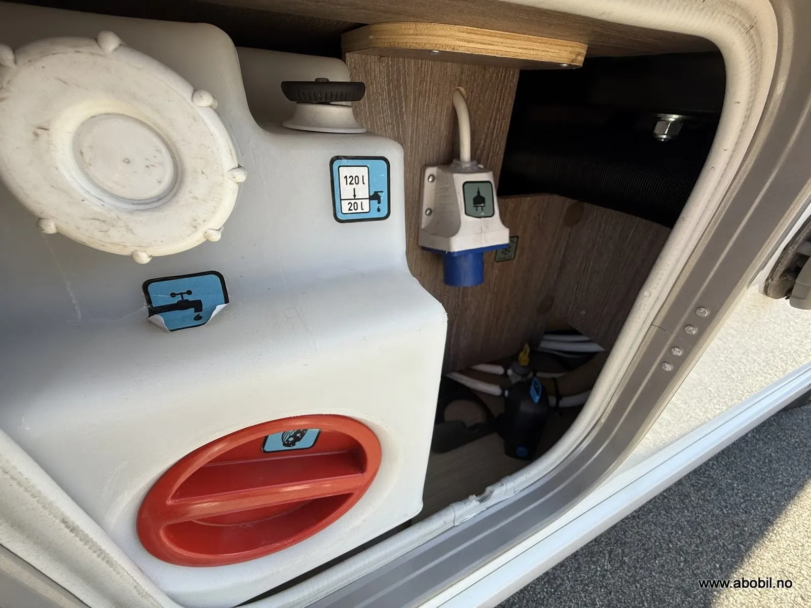 Bürstner Nexxo BT7404