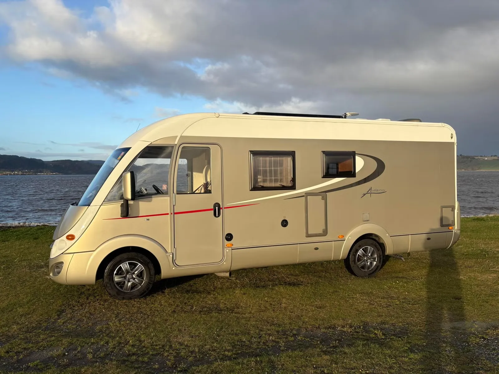 Bürstner Aviano I 684