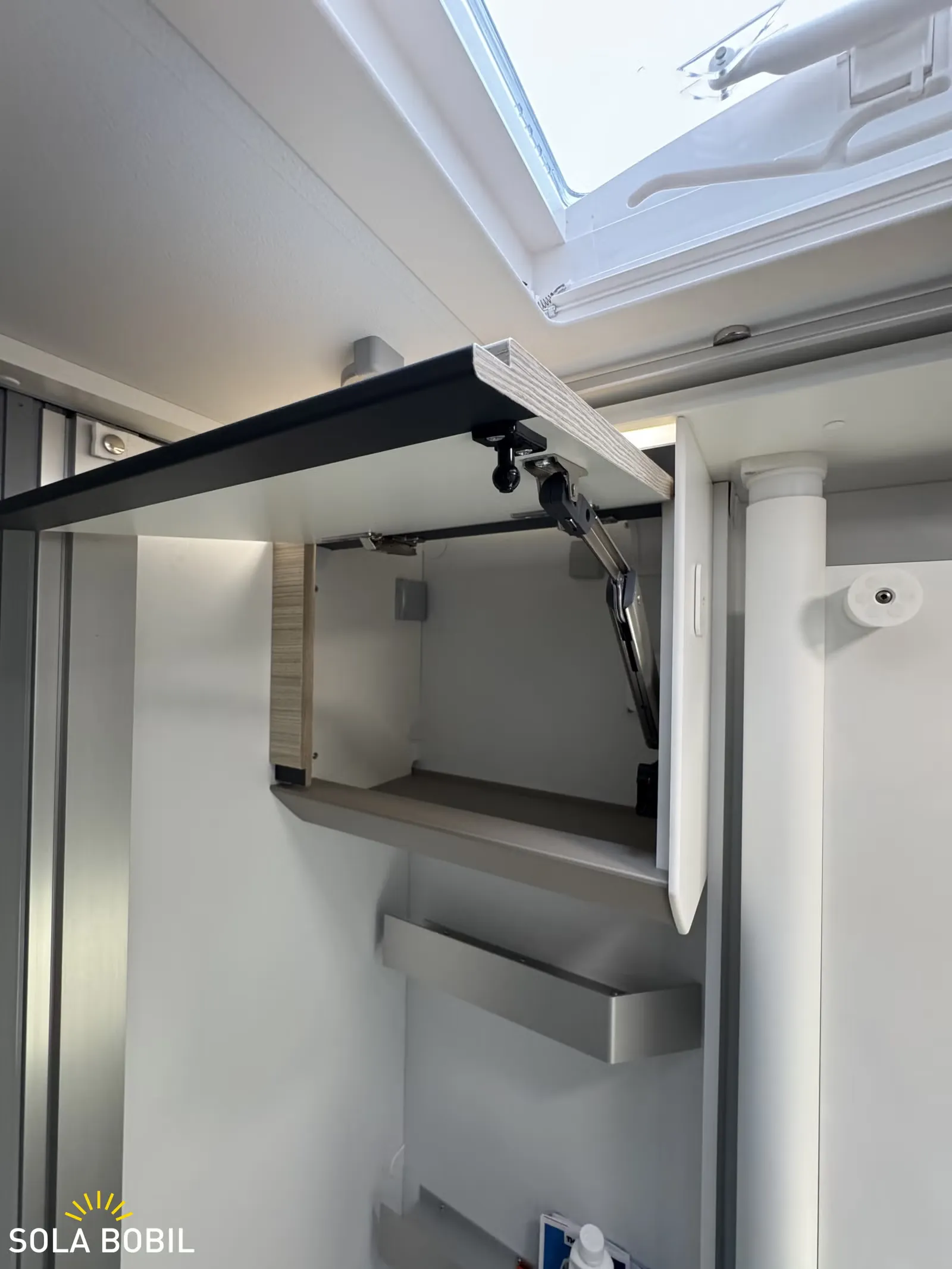 Adria COMPACT DL 60Y