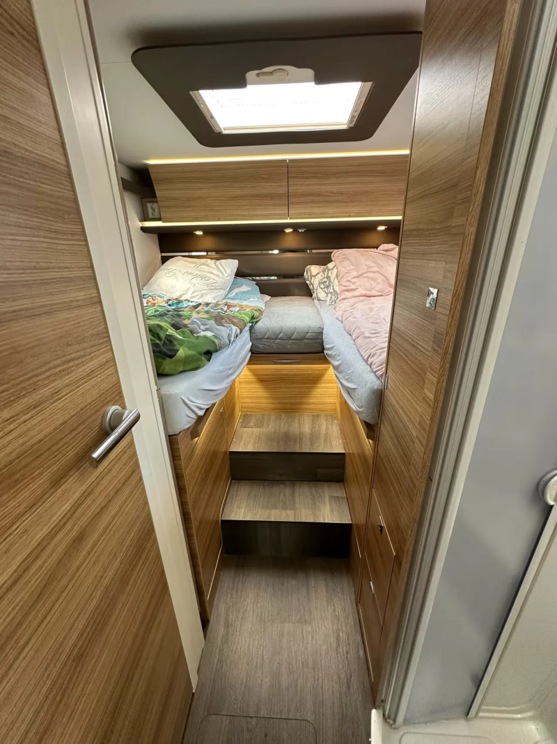 Adria Sonic Plus SL 700