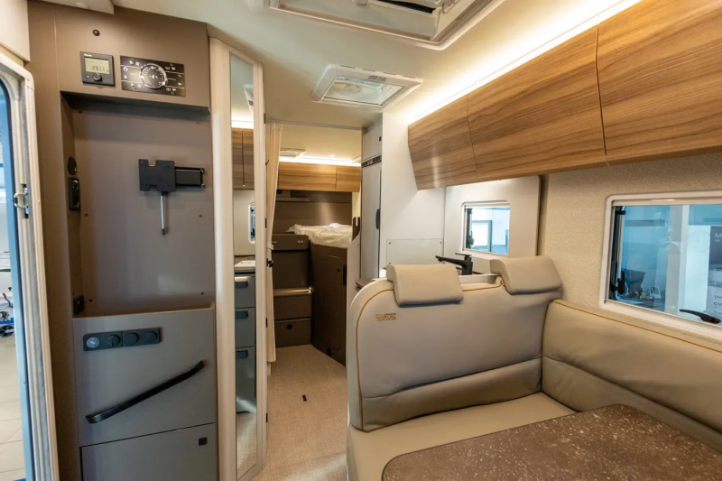 Bürstner B66 / TD 690