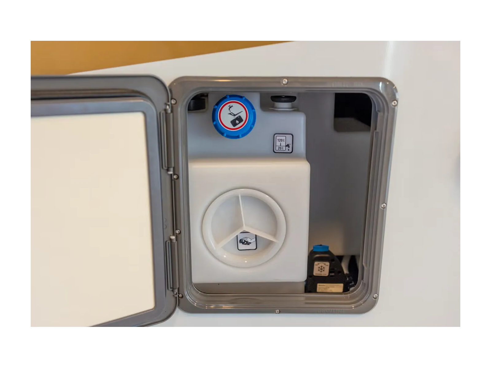 Bürstner B66 / TD 690