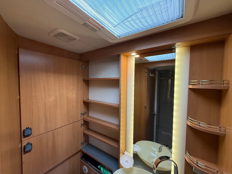 Bürstner Nexxo T 728