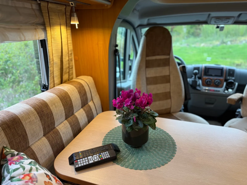 Bürstner Nexxo T 728