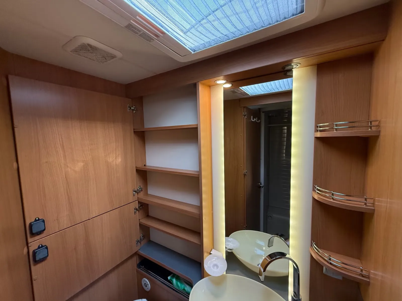 Bürstner Nexxo T 728