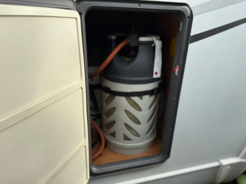 Bürstner Nexxo T 728