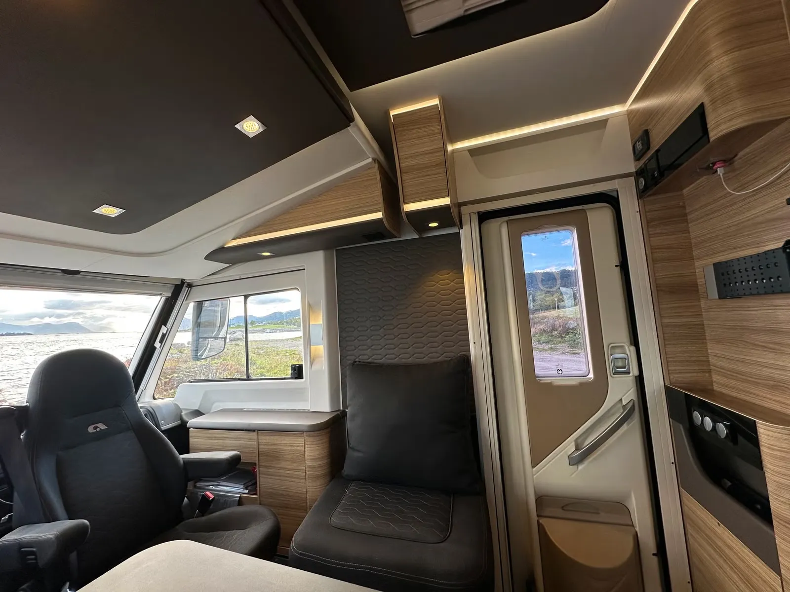 Adria Sonic Plus SL 700