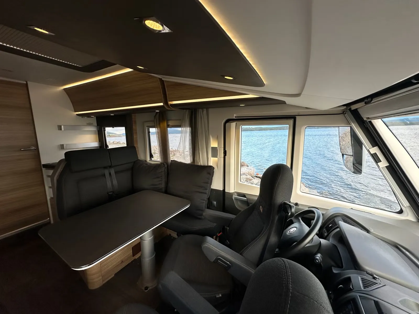 Adria Sonic Plus SL 700