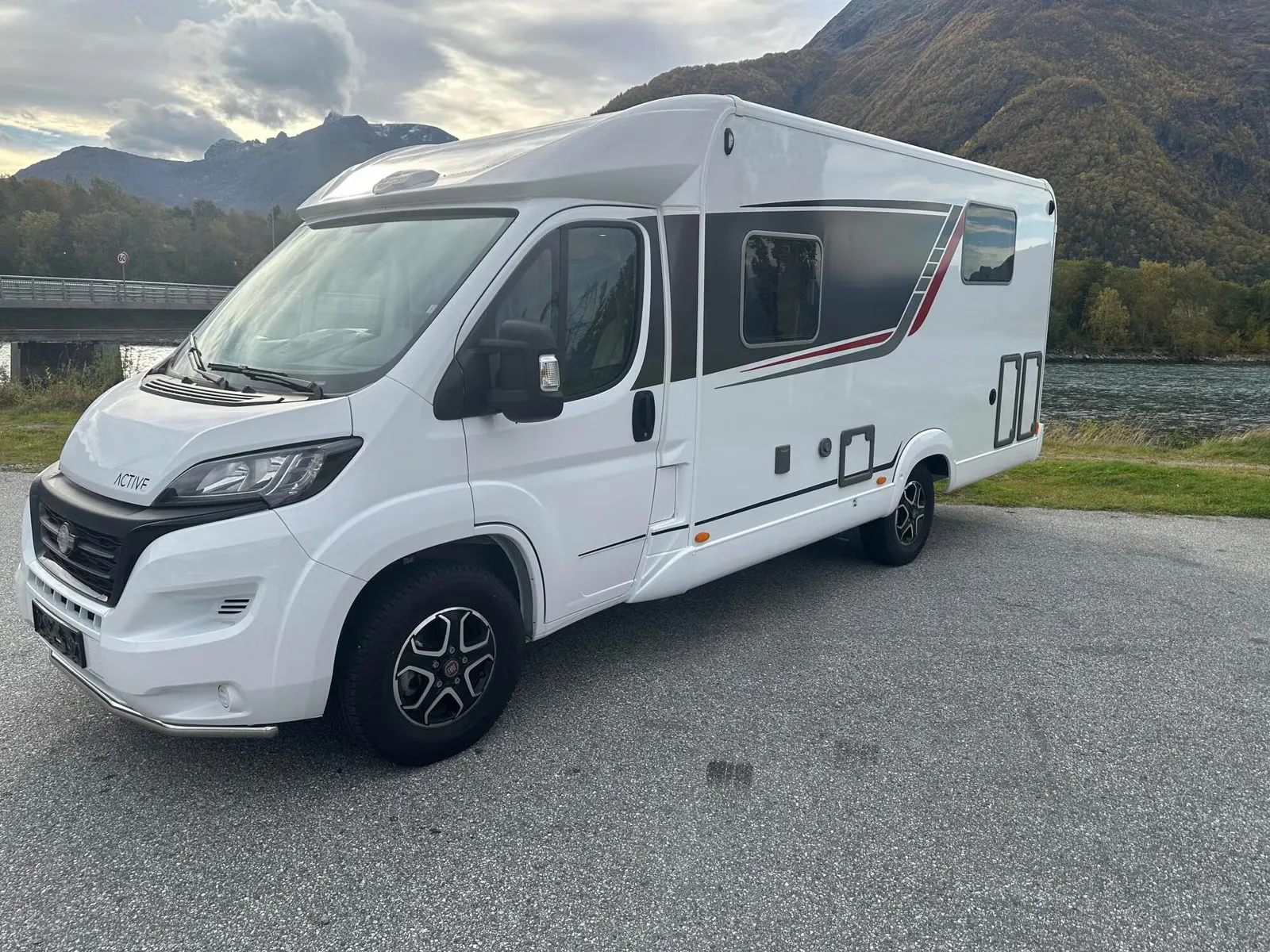 Bürstner Nexxo Van T 700 kaufen – Kroken Bobil AS