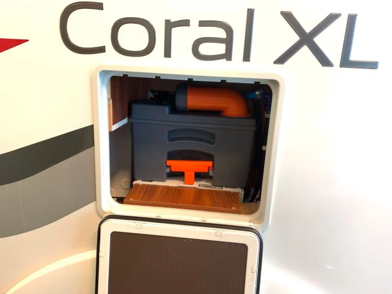 Adria Coral XL