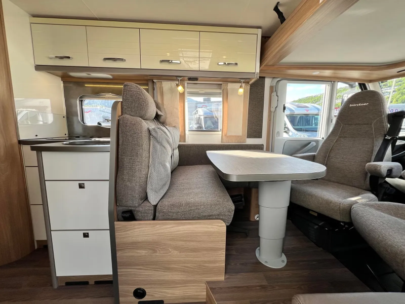 Bürstner Aviano I 700 kaufen – Kroken Bobil AS