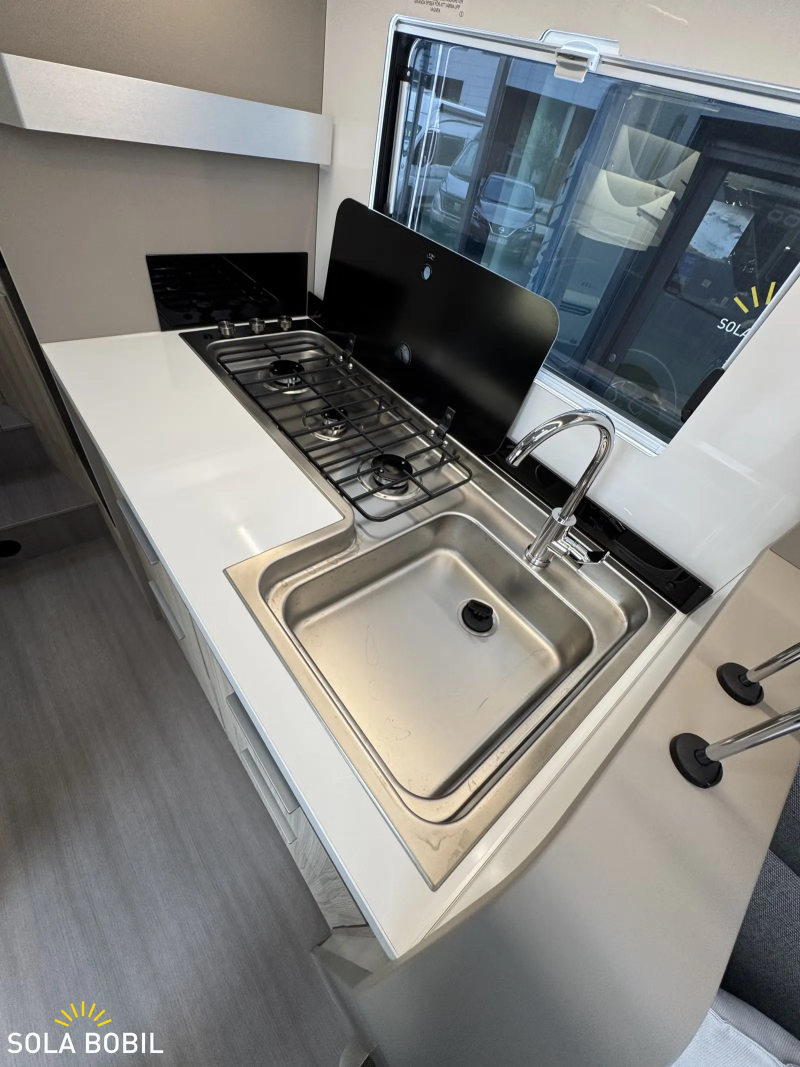 Adria COMPACT DL 60Y