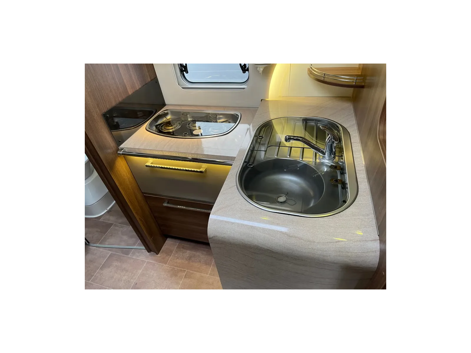 Bürstner ELEGANCE I 729 G kaufen – Kroken Bobil AS