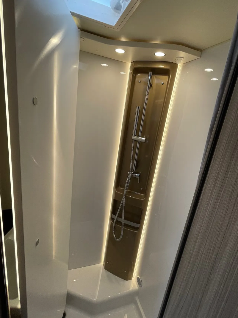 Bürstner Lyseo I 726 G kaufen – Kroken Bobil AS