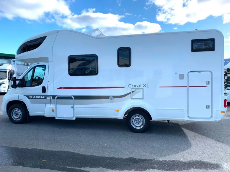 Adria Coral XL