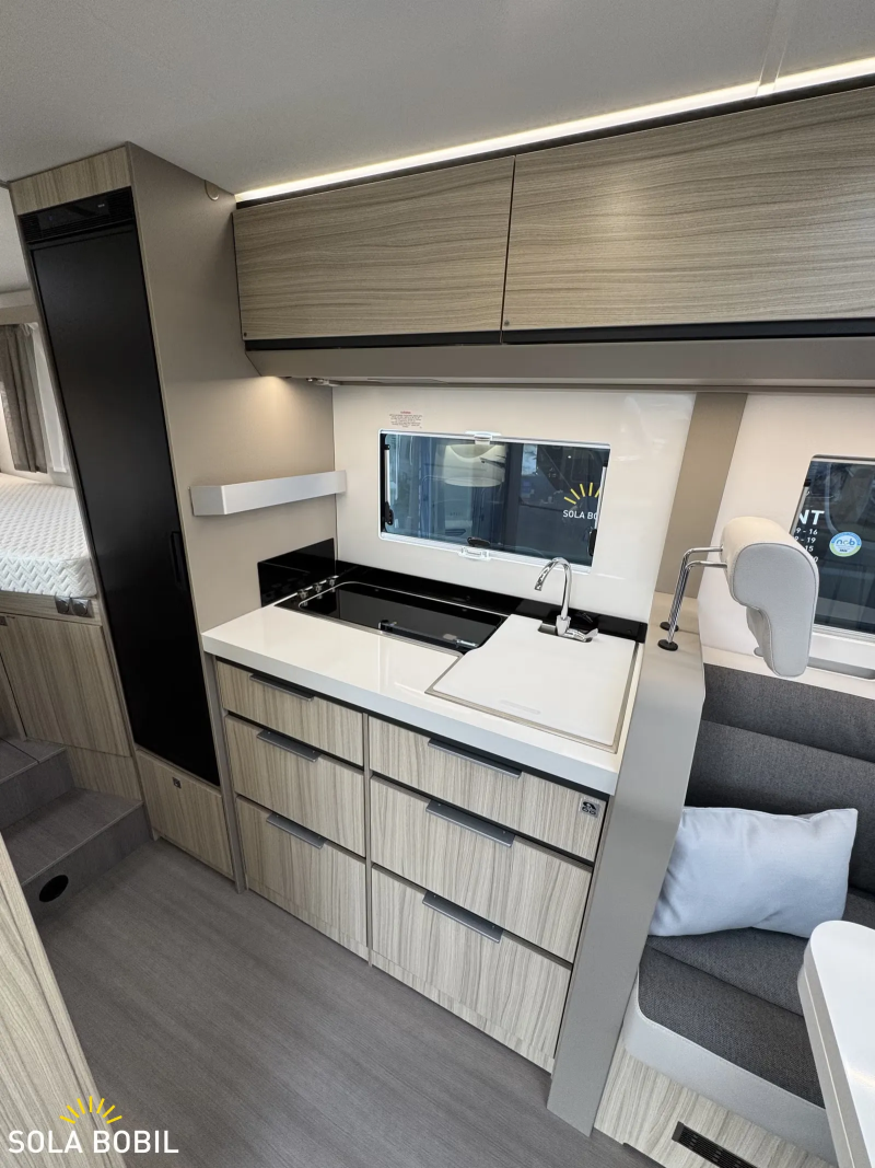 Adria COMPACT DL 60Y