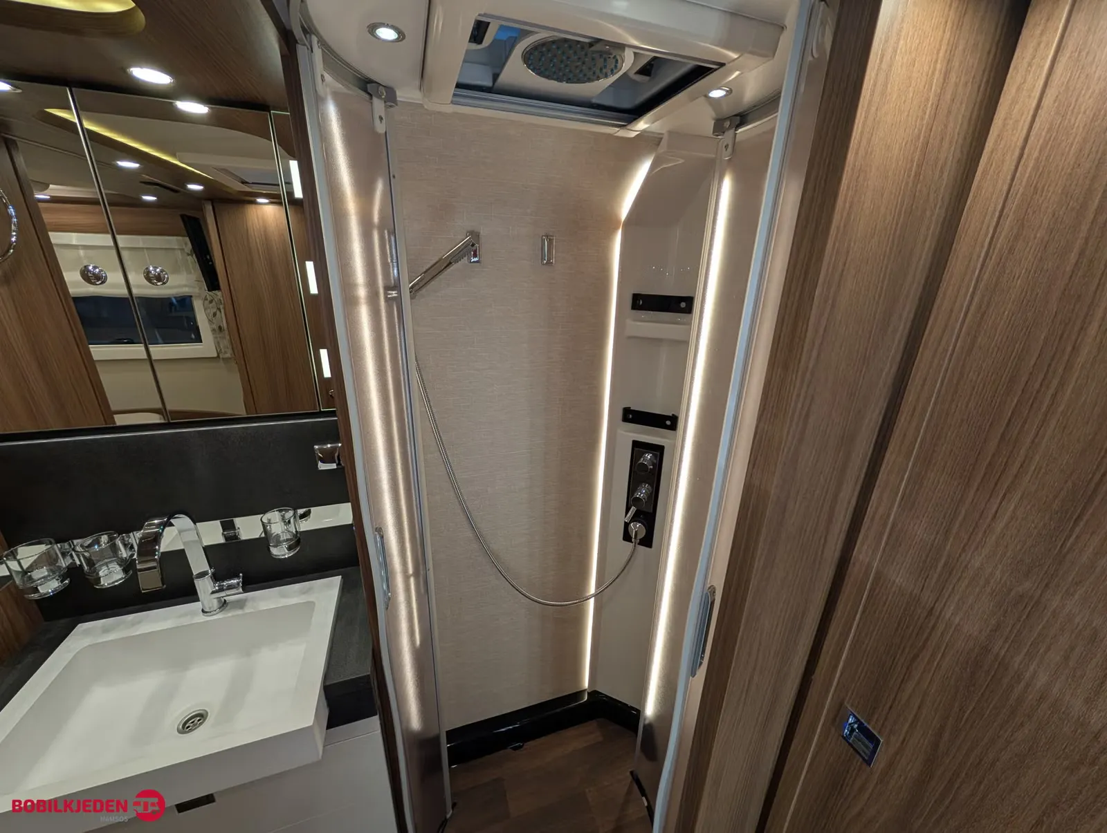 Carthago Chic S-Line Plus 64 QB