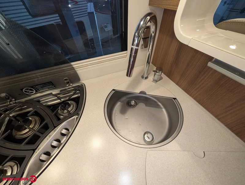 Carthago Chic S-Line Plus 64 QB