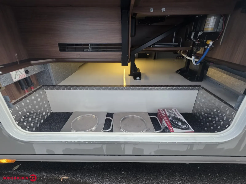 Carthago Chic S-Line Plus 64 QB