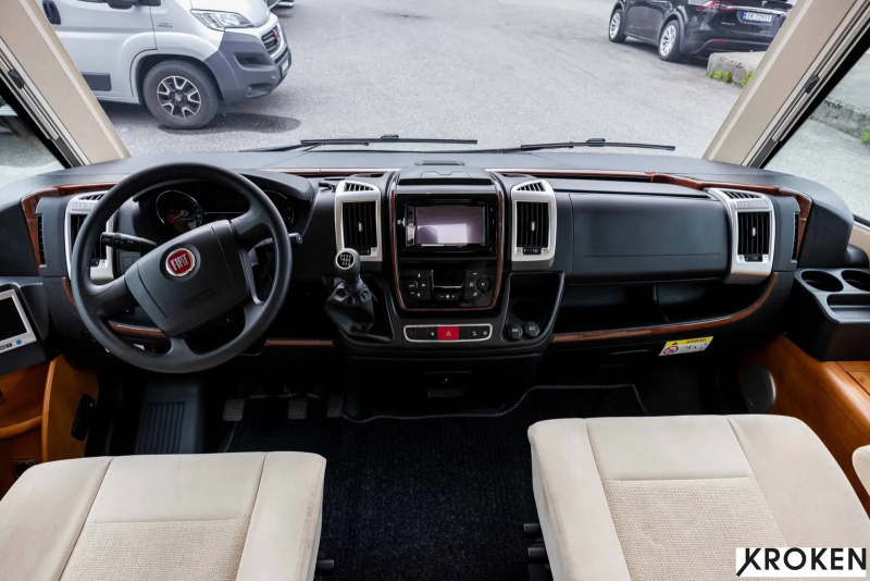 Carthago C-Tourer I 143