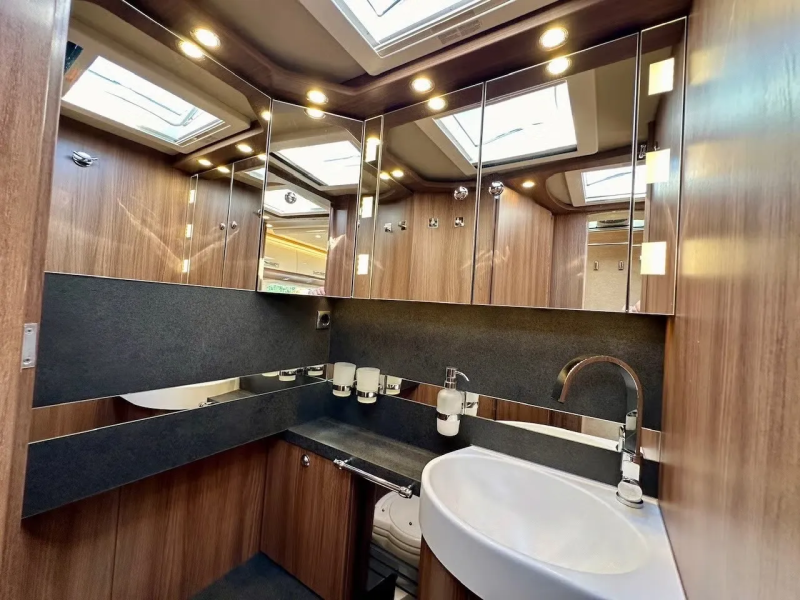 Carthago CHIC E-LINE 50LE HPC