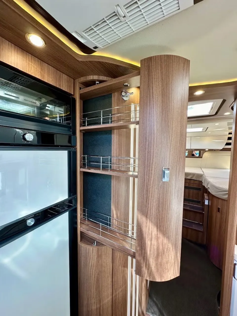 Carthago CHIC E-LINE 50LE HPC