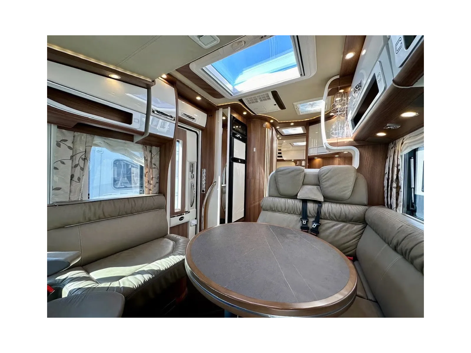 Carthago CHIC E-LINE 50LE HPC