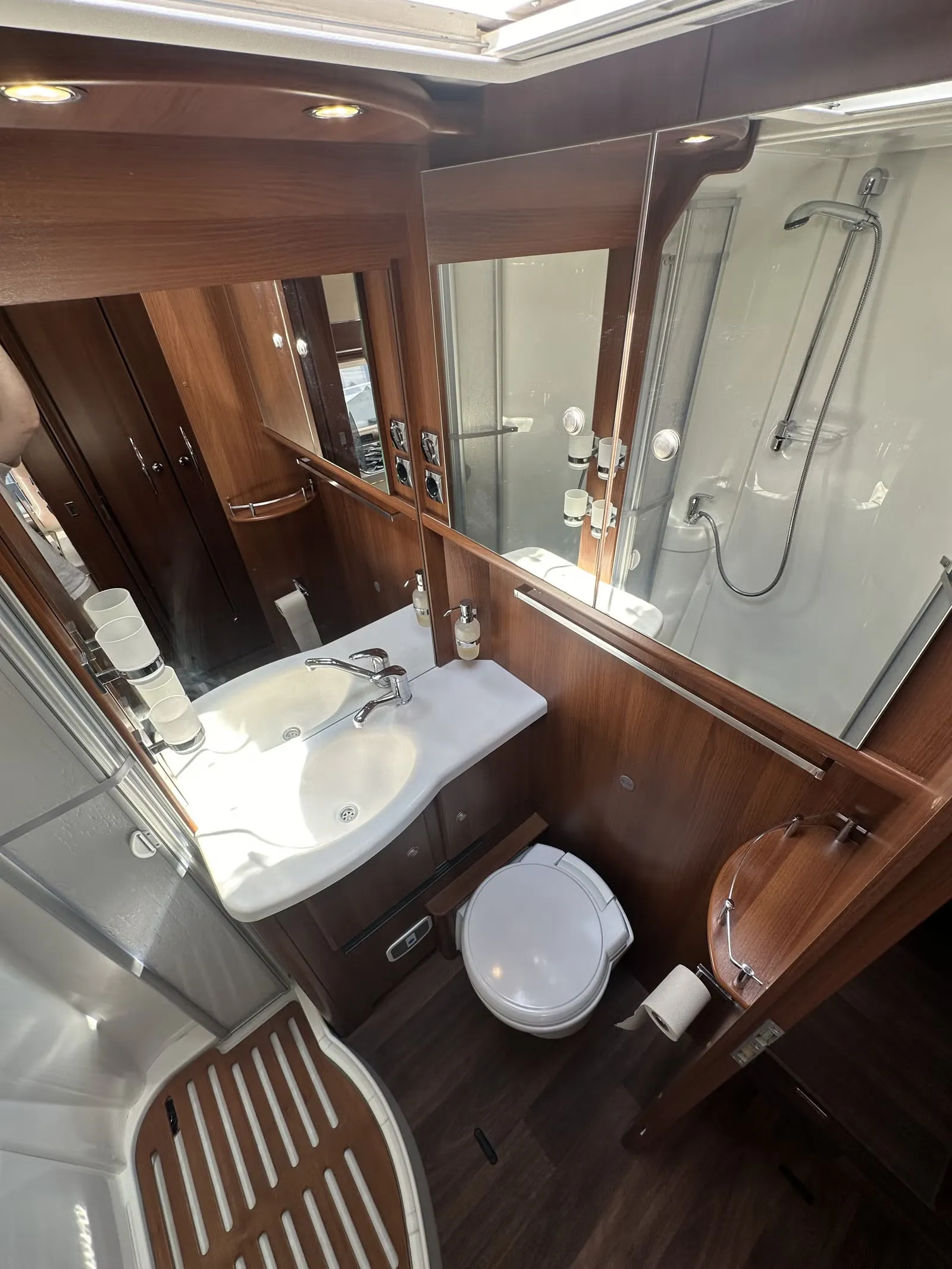 Carthago Chic E-Line I 51