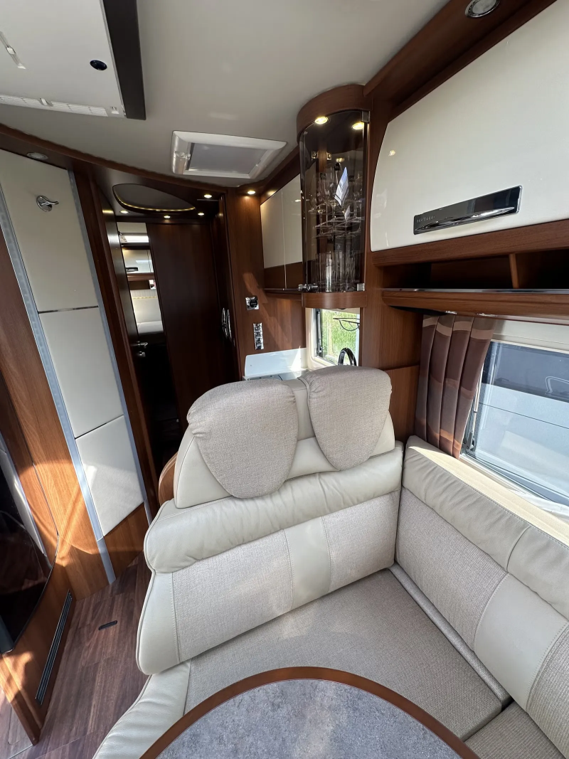 Carthago Chic E-Line I 51