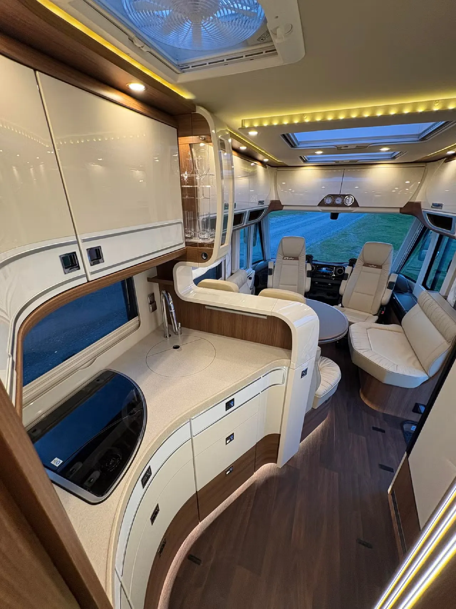 Carthago Chic E-Line I 51 LE HPC